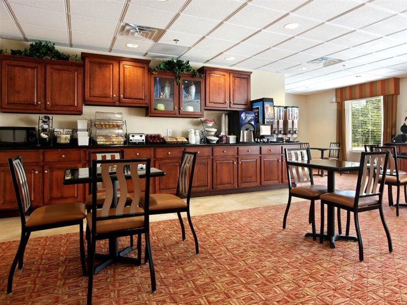 Baymont By Wyndham Savannah South Georgetown Extérieur photo