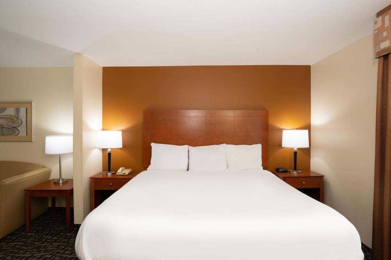 Baymont By Wyndham Savannah South Georgetown Extérieur photo