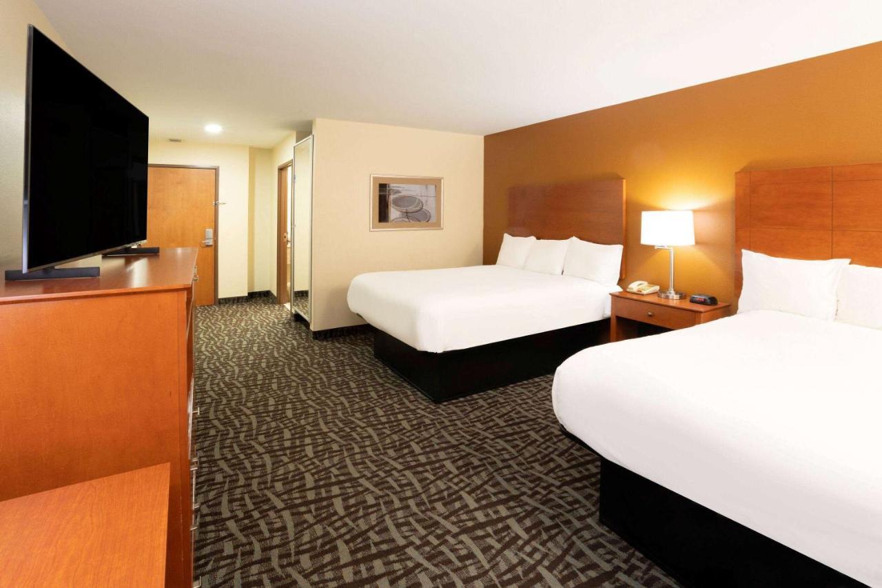 Baymont By Wyndham Savannah South Georgetown Extérieur photo